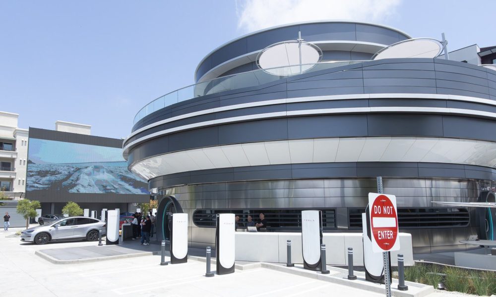 tesla diner in los angeles during daytime